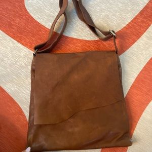 ili New York Leather CrossBody Bag Brown